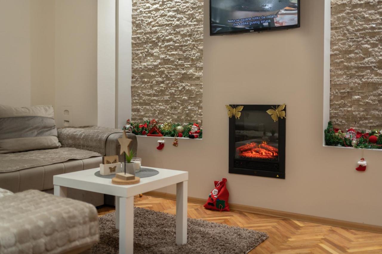 Gold Apartman ורסאק מראה חיצוני תמונה