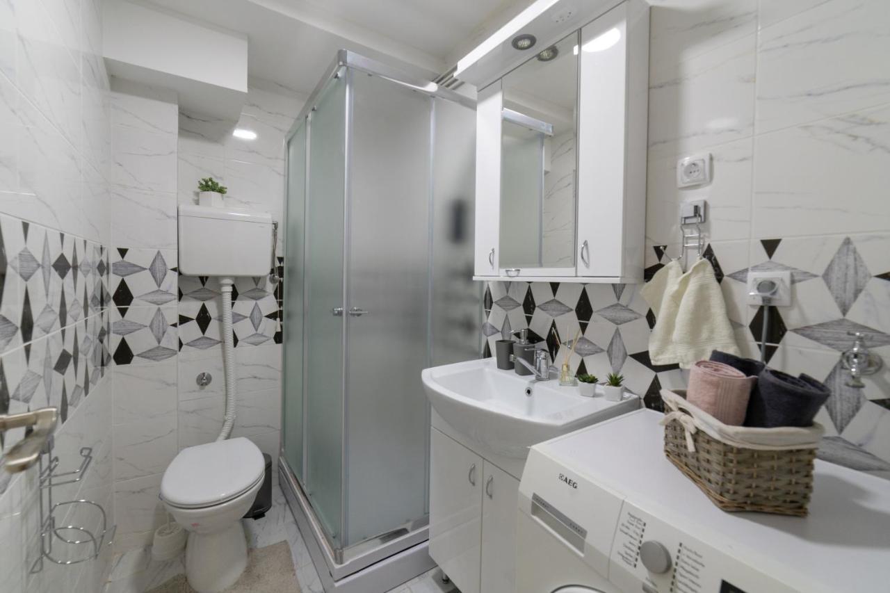 Gold Apartman ורסאק מראה חיצוני תמונה
