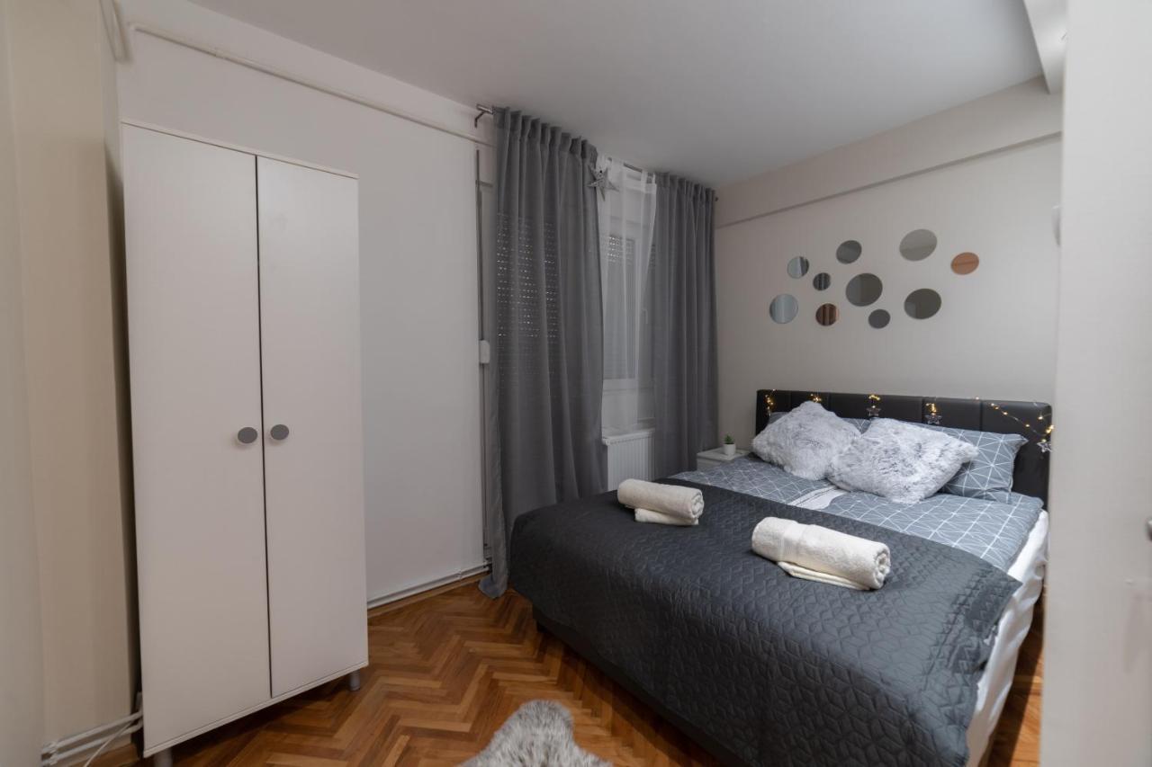 Gold Apartman ורסאק מראה חיצוני תמונה