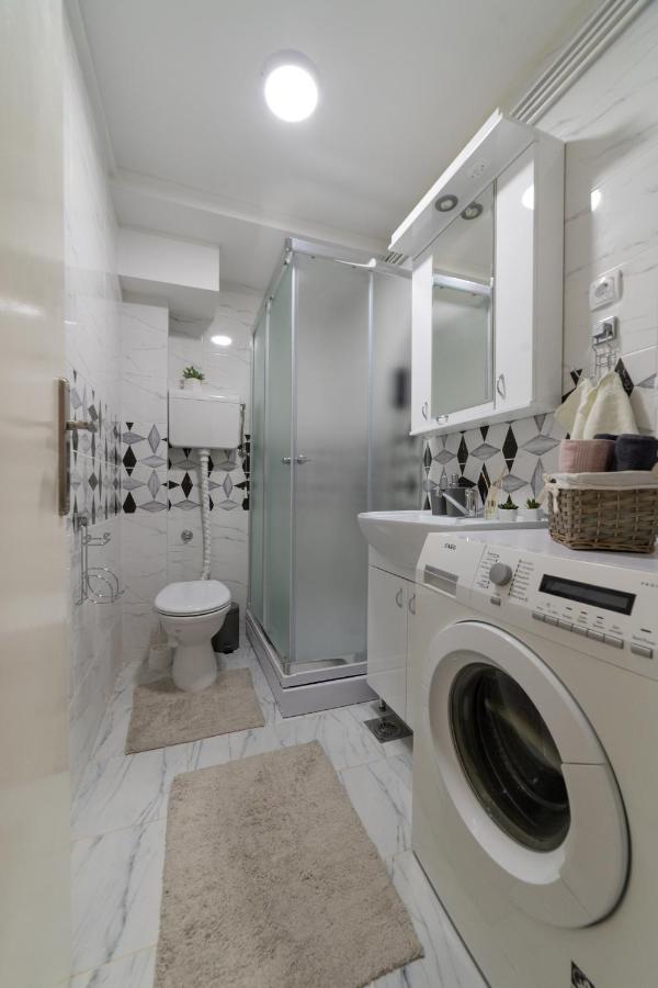 Gold Apartman ורסאק מראה חיצוני תמונה